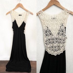 Bloomingdale’s AQUA Black & Ivory Macrame Lace Maxi Dress